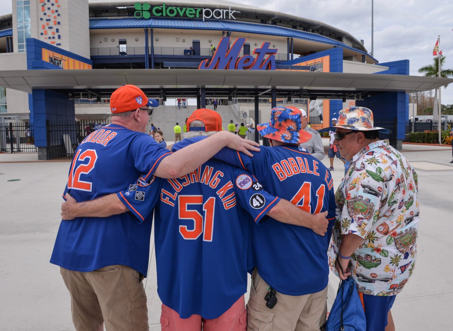 Baseball’s Most Loyal Fans: Ranking the Top 30 MLB Fan Bases – The Big Lead